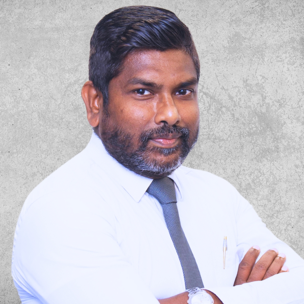 global marine group team members